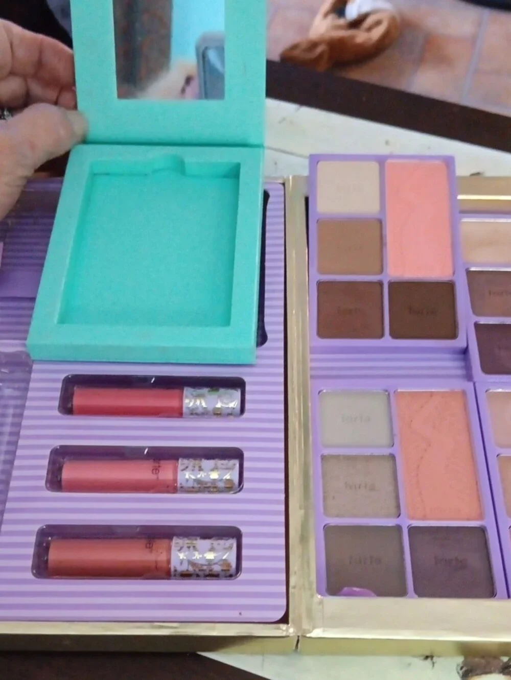 Tarte Eyeshadow Case With Nuetral Eyeshadows, Blush, And Lip Glosses